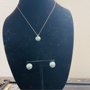 Vintage Italy 10K gold necklace chain with artificial black pearls earrings set